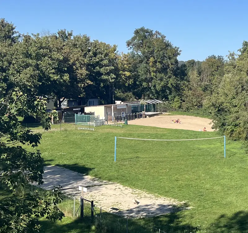 plage camping saint julien du sault bourgogne